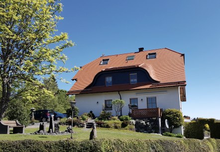 – Wanderer willkommen –
„Ferienhaus Marianne“ in Langscheid erneut als „Qualitätsgastgeber Wanderbares Deutschland“ zertifiziert, © Svenja Schulze-Entrup