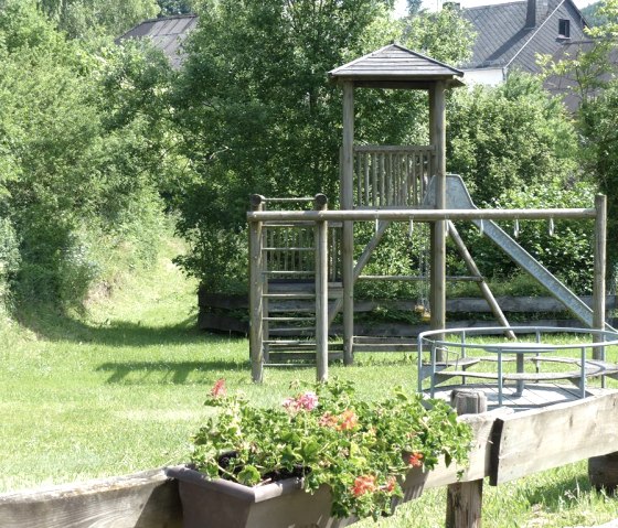 Spielplatz in Büchel, © Foto: Verbandsgemeinde Vordereifel, Quelle: Touristik-Büro Vordereifel