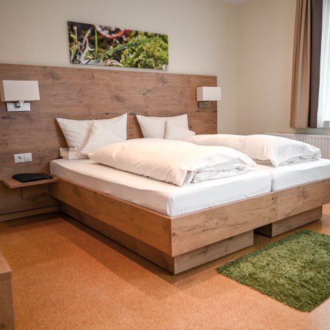 Schlafzimmer zum Wohlfühlen im Eifelhotel Fuchs, © Eifelhotel Fuchs