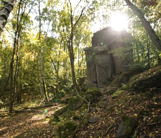 Kranksockel im Kottenheimer Winfeld, © Foto: Laura Rinneburger, Quelle: Touristik-Büro Vordereifel