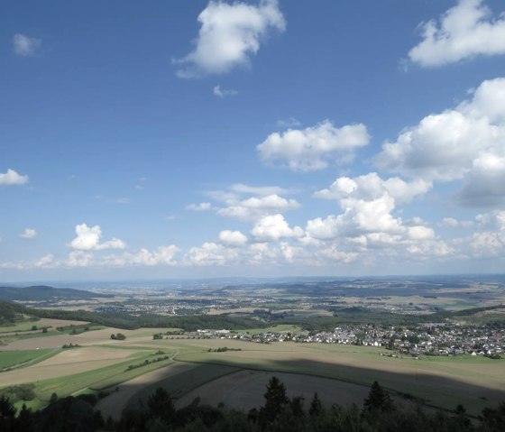Ausblick vom Hochsimmerturm in Ettringen, © Foto: Svenja Schulze-Entrup, Quelle: Touristik-Büro Vordereifel