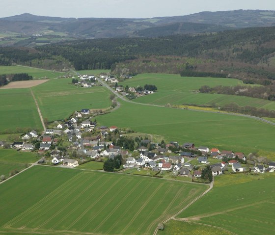 Blick auf Hirten, © Foto: Ortsgemeinde Hirten, Quelle: Touristik-Büro Vordereifel