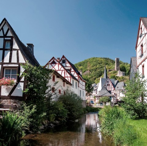 Blick von der Brücke ins Fachwerkdorf, © Kappest Remet