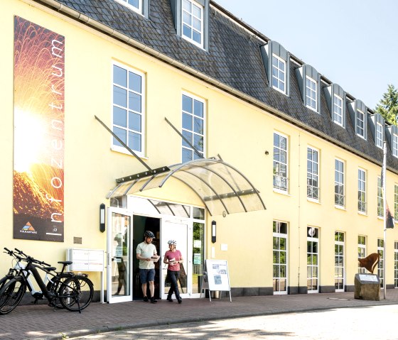 Abstecher zum Vulkanpark-Infozentrum Rauschermühle am Vulkanpark-Radweg, © Eifel Tourismus GmbH, Dominik Ketz