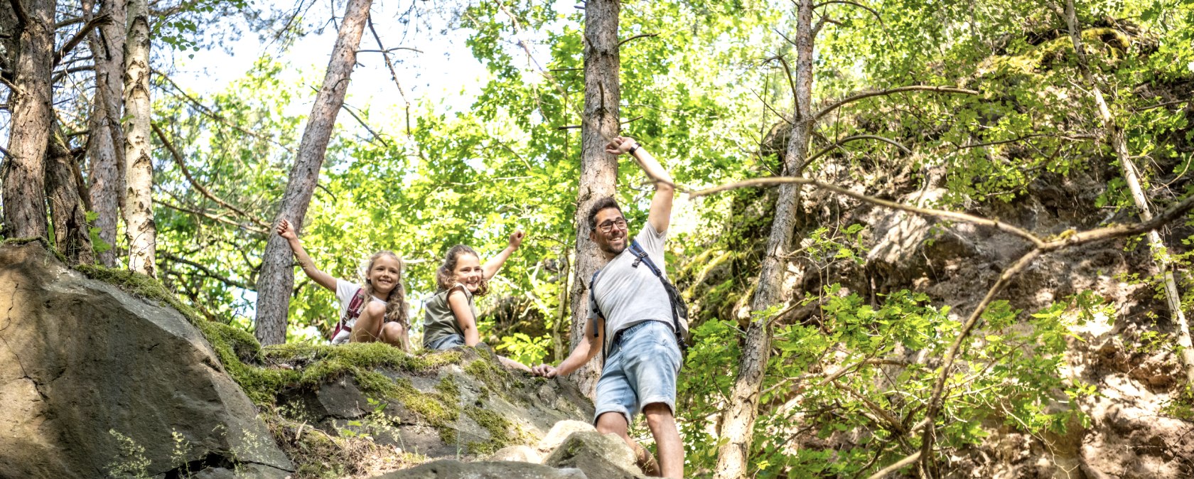 Wanderspaß mit Kindern auf dem Traumpfad Vulkanpfad, © Eifel Tourismus GmbH, Dominik Ketz