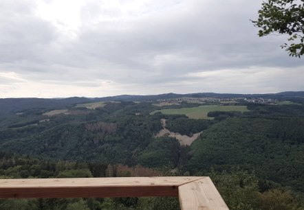 Blick von der Aussichtsplattform am Hochsimmer, © Foto: Svenja Schulze-Entrup, Quelle: Touristik-Büro Vordereifel