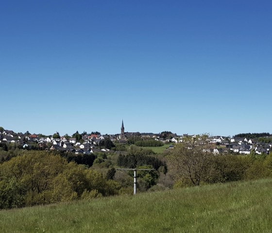 Blick auf Langenfeld, © Foto: Svenja Schulze-Entrup, Quelle: Touristik-Büro Vordereifel