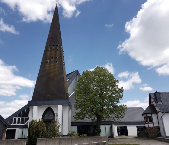 Kirche in Nachtsheim, © Foto: Svenja Schulze-Entrup, Quelle: Touristik-Büro Vordereifel